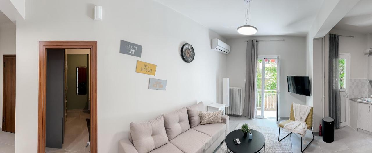 Metro Chic Haven: Modernized Urban Studio Near The Tram Aten Exteriör bild