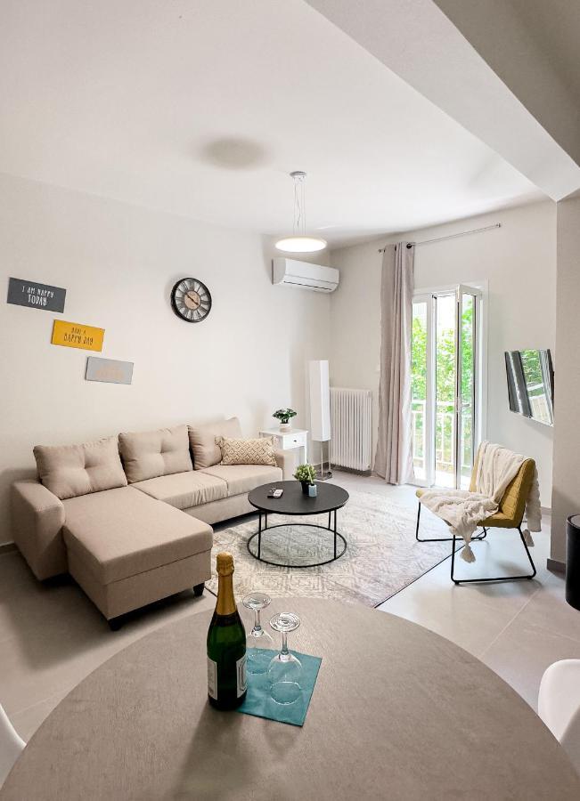 Metro Chic Haven: Modernized Urban Studio Near The Tram Aten Exteriör bild